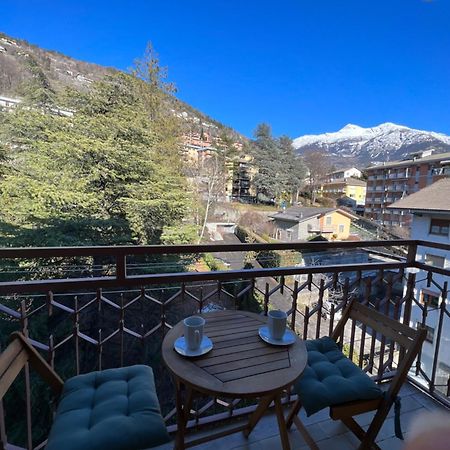 Blue Moon - Via Parigi Apartments Aosta Ngoại thất bức ảnh