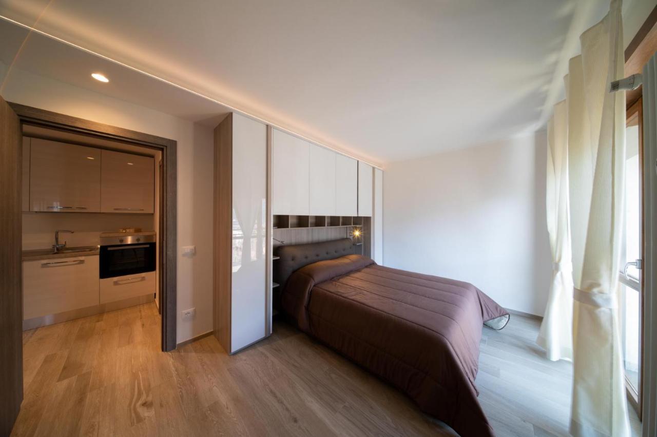 Blue Moon - Via Parigi Apartments Aosta Ngoại thất bức ảnh
